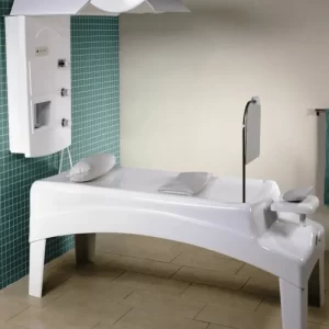 Duș Vichy Rainbow pentru wellness și spa, cu microduze mobile, LED-uri policromatice și cristale Swarovski.